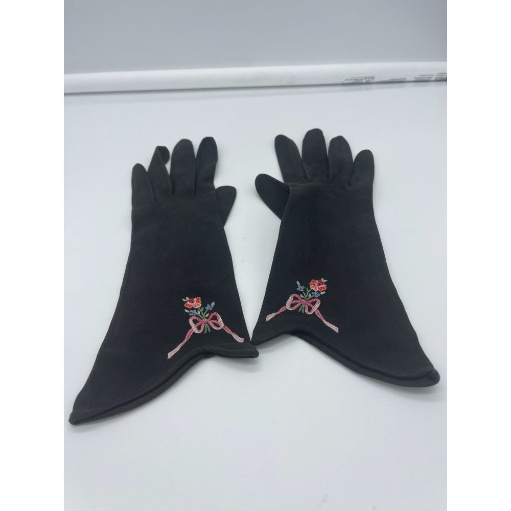 Vintage Wear Right Black Suede Embroidered Gloves Made in France